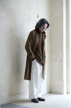 將圖片載入圖庫檢視器 Le'YAGITA corduroy long coat unisex
