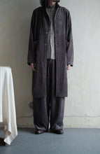 將圖片載入圖庫檢視器 Le'YAGITA corduroy long coat unisex
