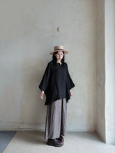 將圖片載入圖庫檢視器 Le&#39;RIZUKA linen top unisex
