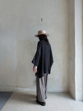 將圖片載入圖庫檢視器 Le&#39;RIZUKA linen top unisex
