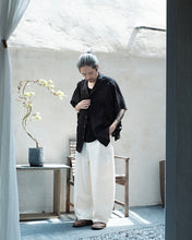 將圖片載入圖庫檢視器 Le'PARUKI Tencel short-sleeved shirt w/pockets unisex
