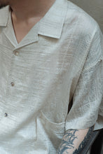 將圖片載入圖庫檢視器 Le'PARUKI Tencel short-sleeved shirt w/pockets unisex
