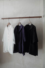 將圖片載入圖庫檢視器 Le'KAYURI embroidery Tencel summer shirt w/pockets unisex II
