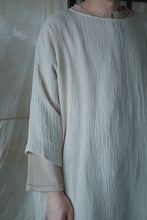 將圖片載入圖庫檢視器 Le&#39;TAGIMA linen long / top w/pockets unisex
