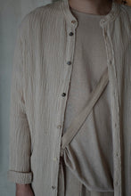 將圖片載入圖庫檢視器 Le&#39;EIRO linen summer long shirt w/pocket unisex
