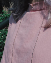 將圖片載入圖庫檢視器 Le&#39;CHAMII pullover blouse w/pockets
