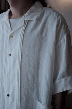 將圖片載入圖庫檢視器 Le&#39;KAYURI embroidery silk/linen short-sleeved shirt w/pockets unisex
