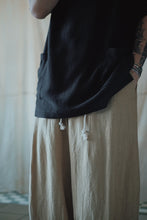 將圖片載入圖庫檢視器 Le&#39;EISIHI basic top w/pockets unisex
