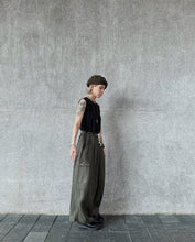 將圖片載入圖庫檢視器 Le&#39;FUKA linen wide pants unisex
